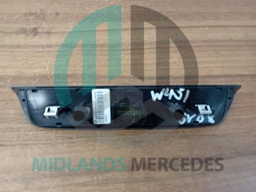 SMART FORTWO W451 Hazard Switch Panel