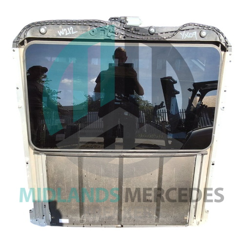 MERCEDES-BENZ E Class W212 Sunroof Electric