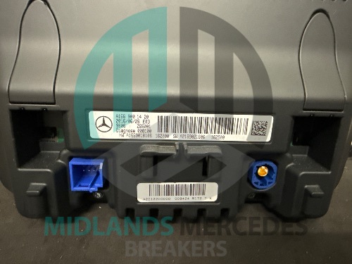 MERCEDES-BENZ A B Class W176 W246 Premium Plus Display Screen