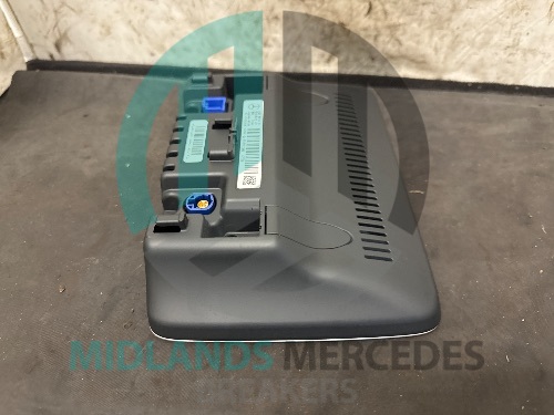 MERCEDES-BENZ A B Class W176 W246 Premium Plus Display Screen