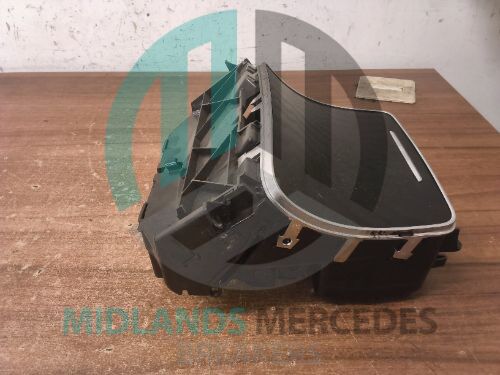 MERCEDES-BENZ C Class W205 Ashtray/Storage Compartment