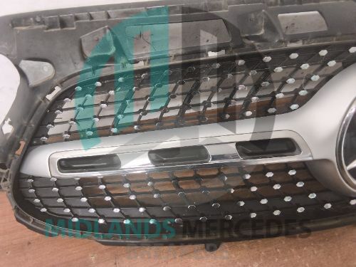 MERCEDES-BENZ GLA Class H247 Front Grille